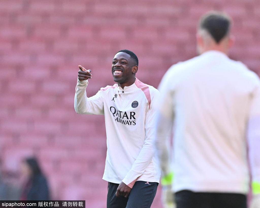 怂了还是学乖了？马赛这次不拦巴黎球衣，但欧冠决赛的火药味已爆表！