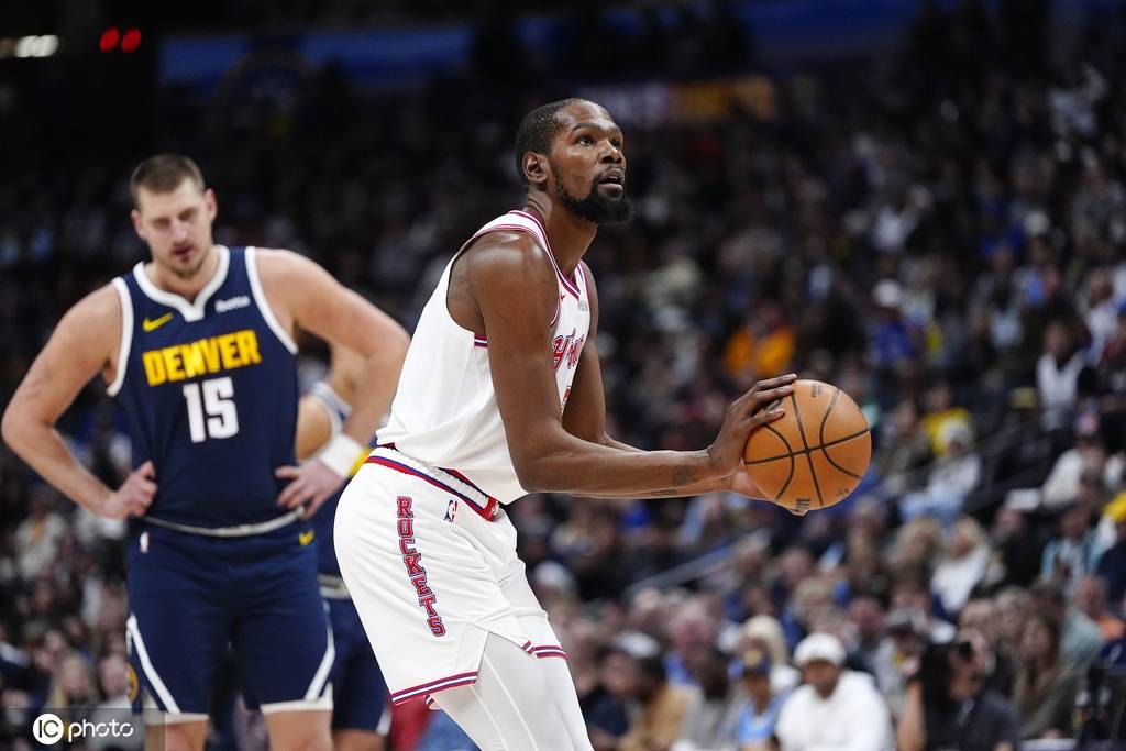 掘金火箭二番战戏剧性拉满 约基奇拼到6犯力保胜利